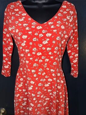 Pact Orange organic cotton Floral V-Neck Midi Dress with tan/ black Print. Sz M